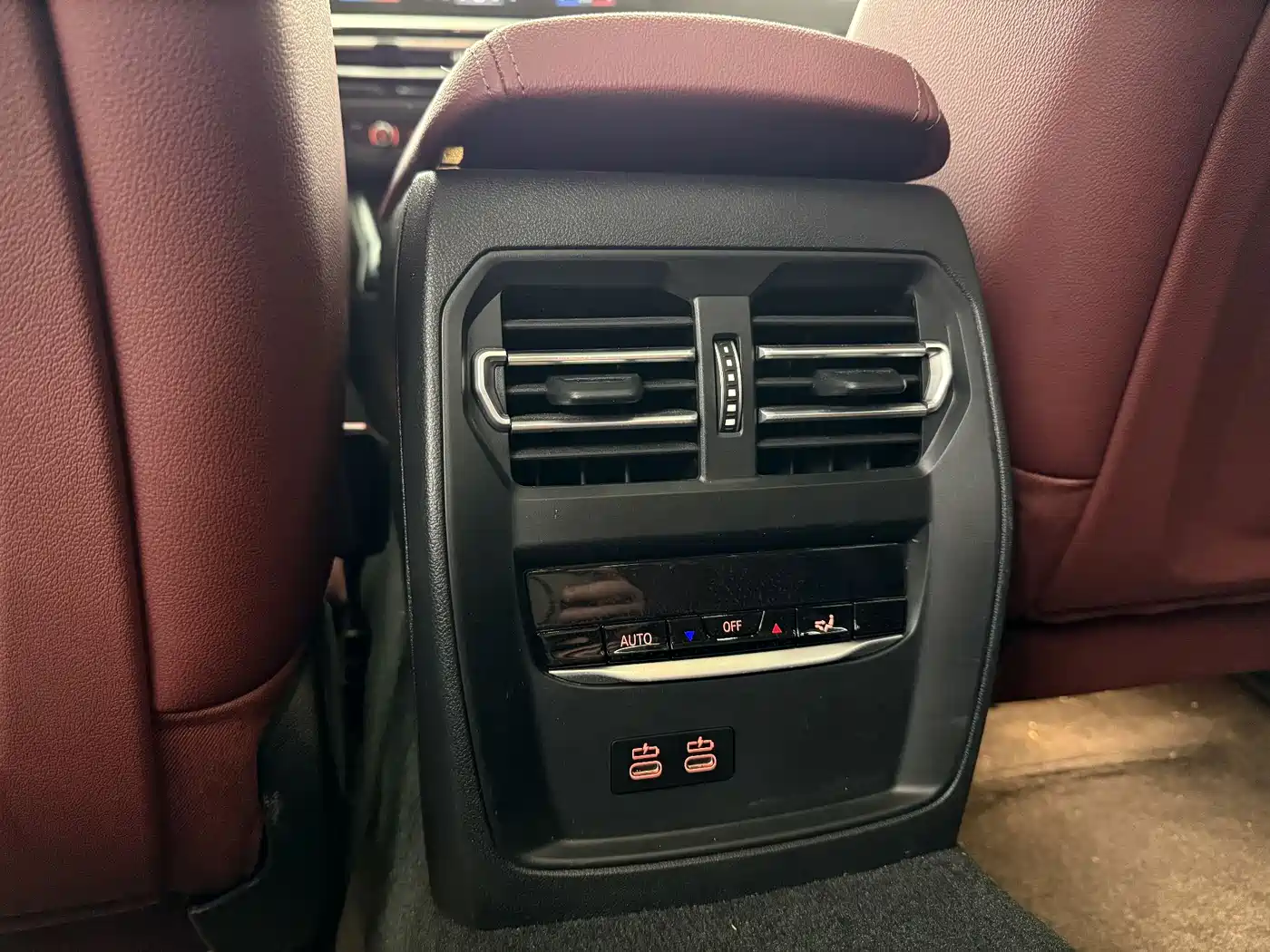 BMW 3 Series 2024 325Li M Sport Package фото 20