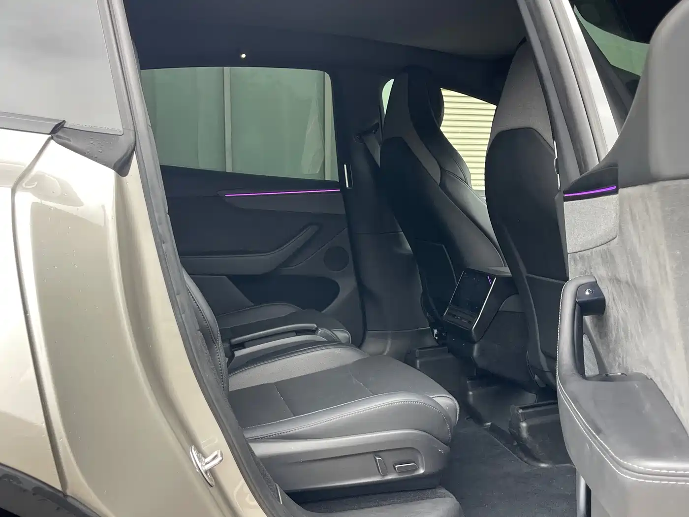 Tesla Model Y L 2026 2025 Facelift Long Range AWD