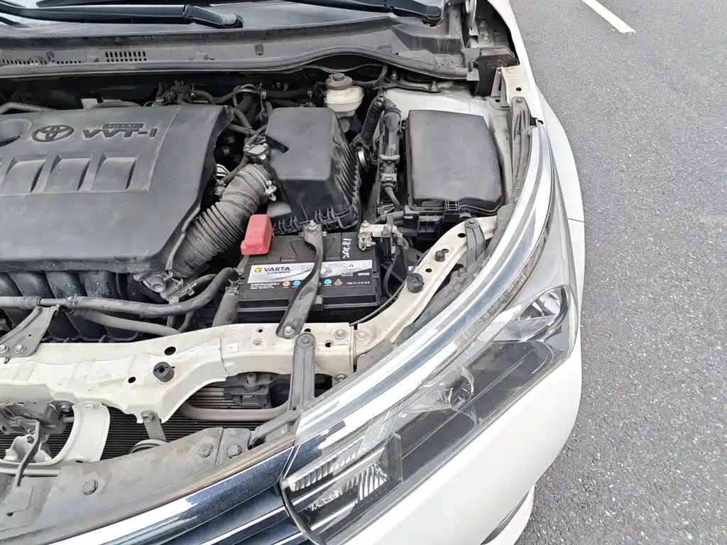 Toyota Corolla 2014 1.6L CVT GL фото 22
