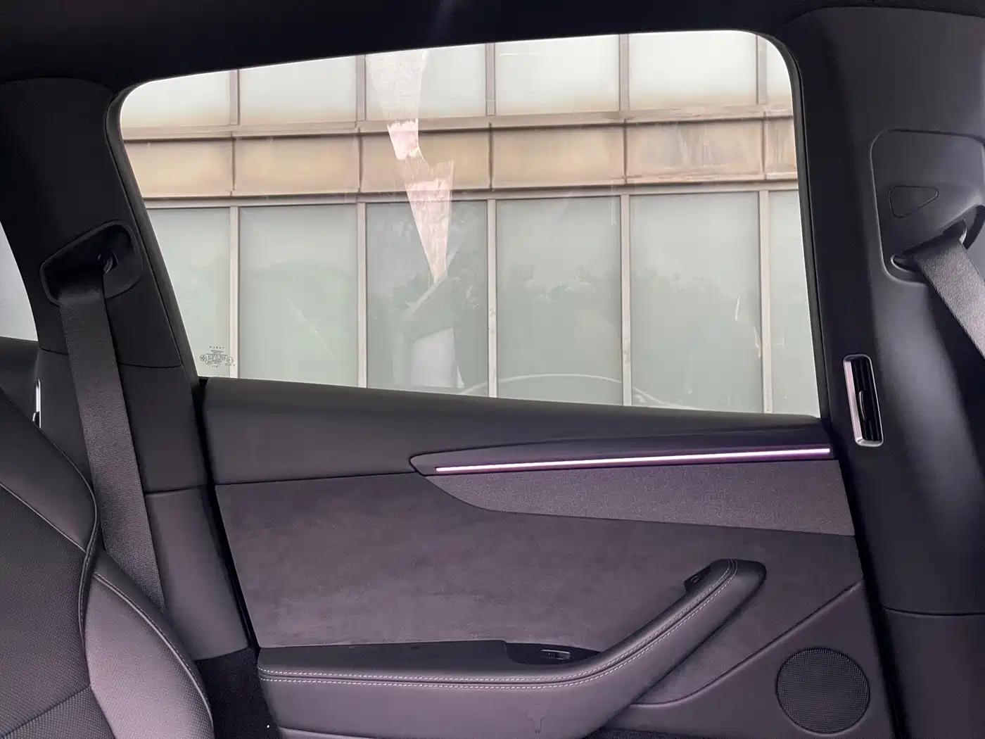 Tesla Model Y L 2026 2025 Facelift Long Range AWD