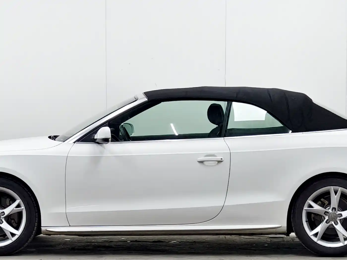 Audi A5 (Import) 2010 2.0TFSI Cabriolet фото 7