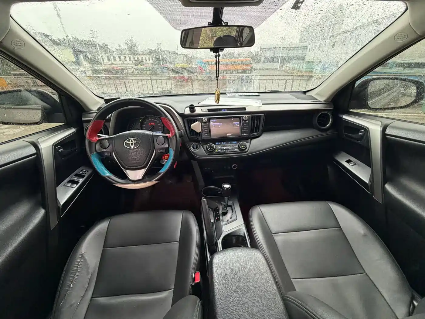 Toyota RAV4 Rongfang 2016 2.0L CVT 2WD Trend (China V) фото 9