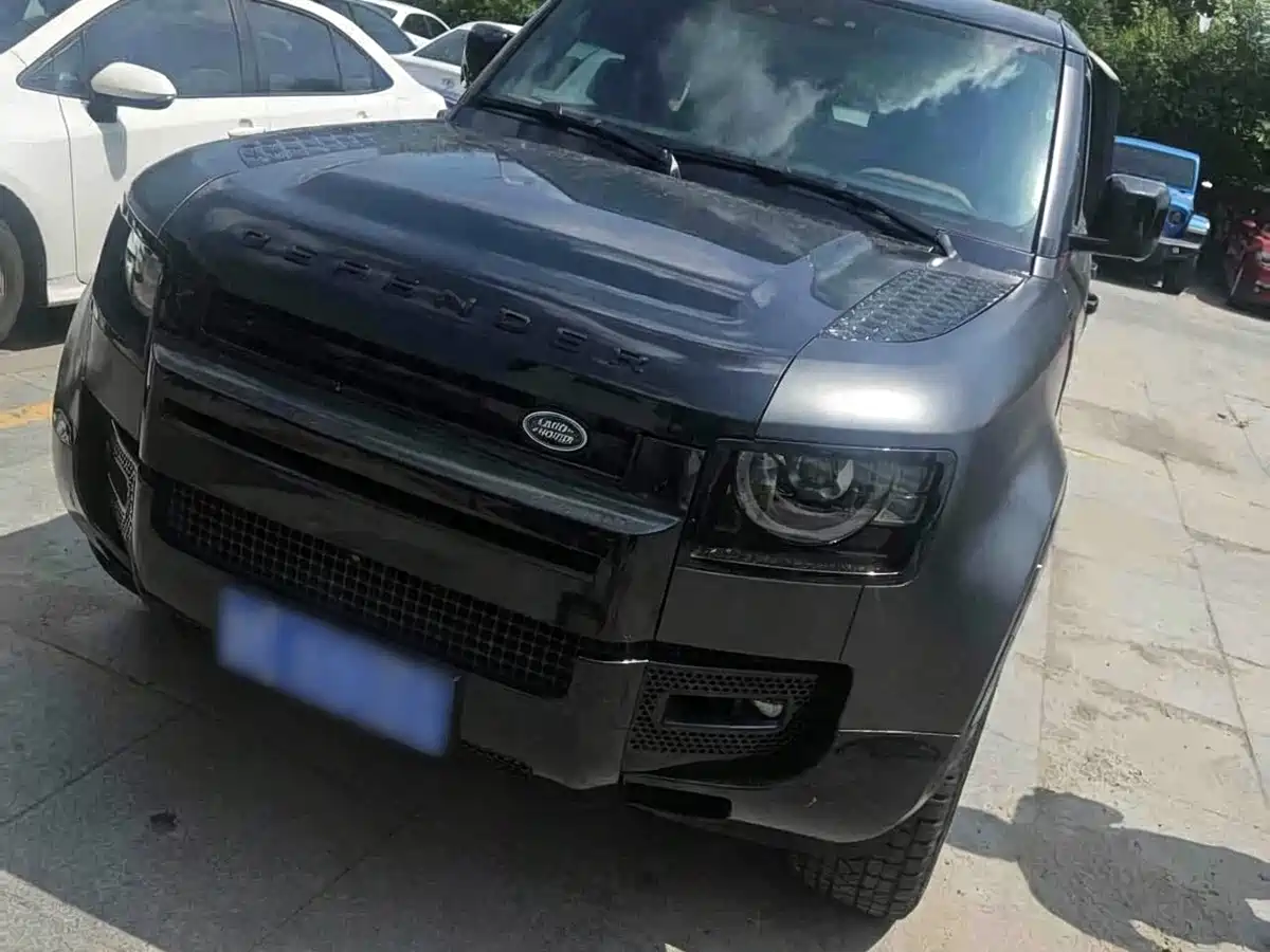 Фото 1 - Land Rover Defender