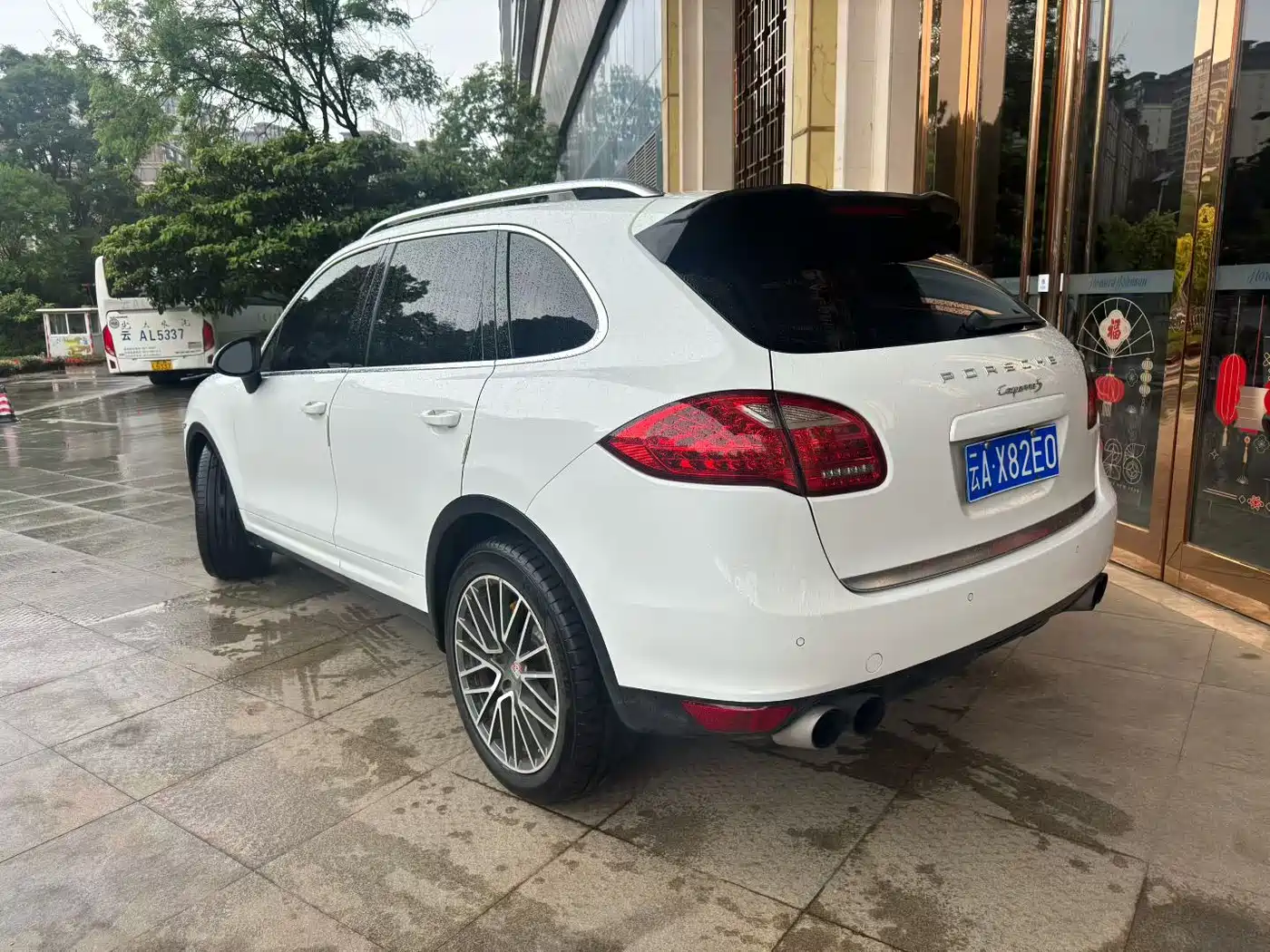 Porsche Cayenne фото 6