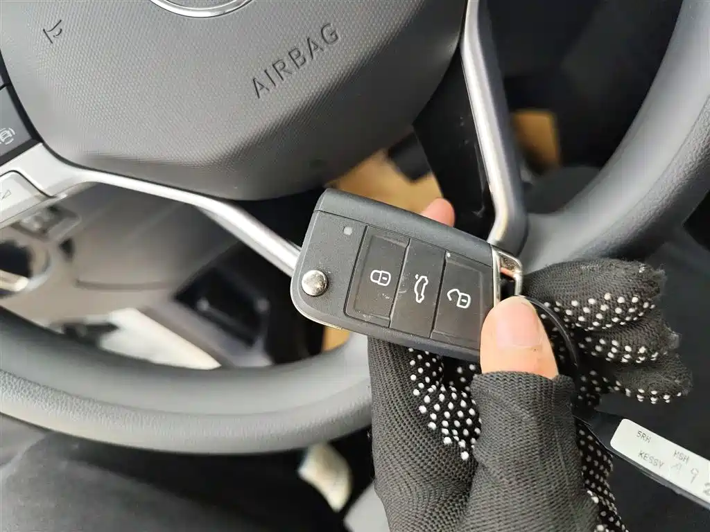 Volkswagen Tharu 2025 Model Rising Star 300TSI Aspiration Edition фото 17