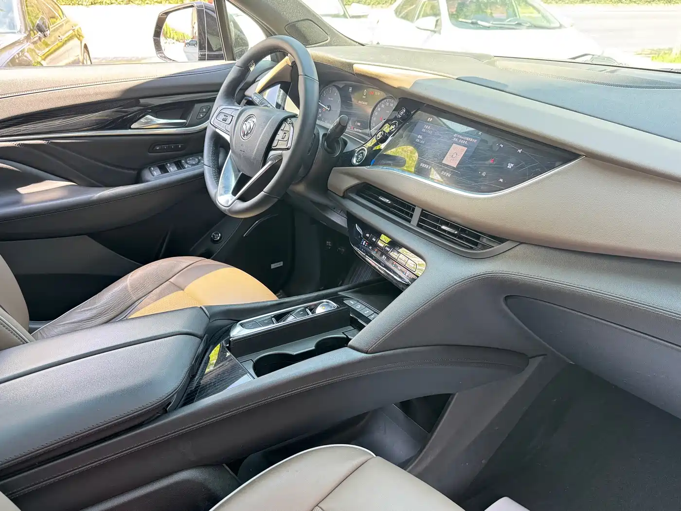 Фото 20 - Buick Enclave