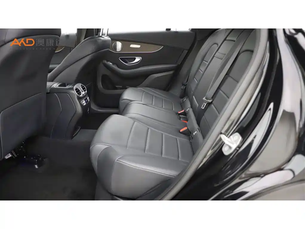 Mercedes-Benz GLC 2021 GLC 300 L 4MATIC Sporty фото 7