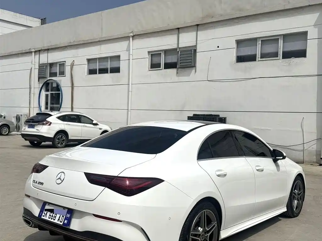 Mercedes-Benz CLA (Import) 2024 CLA 200 фото 8