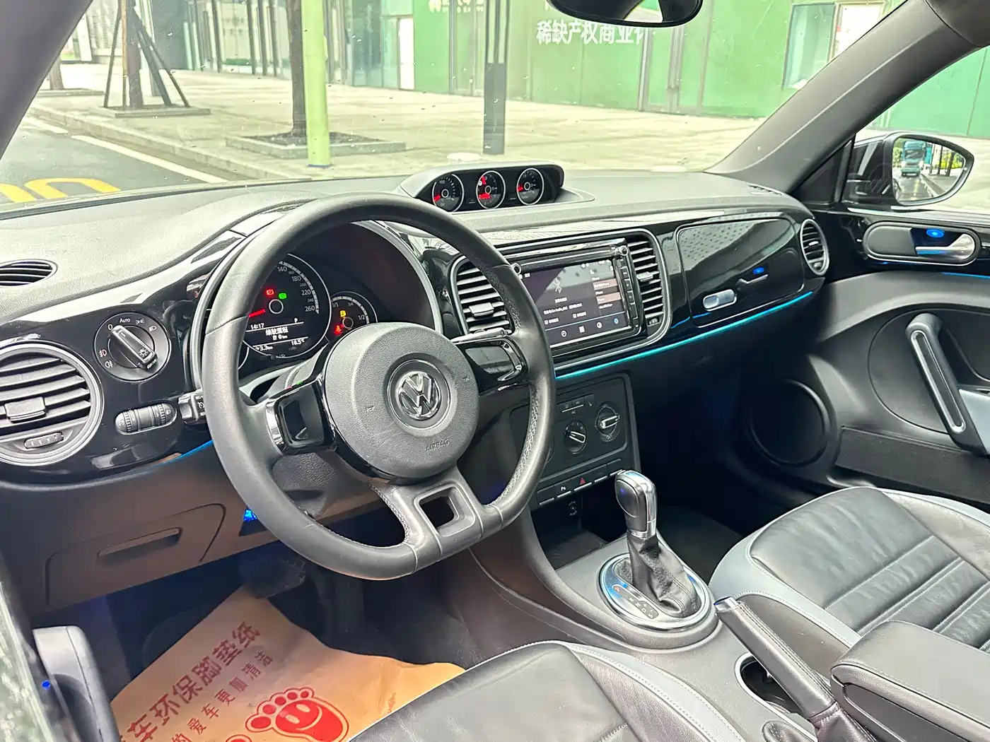 Volkswagen Beetle 2013 1.4TSI Comfort фото 10