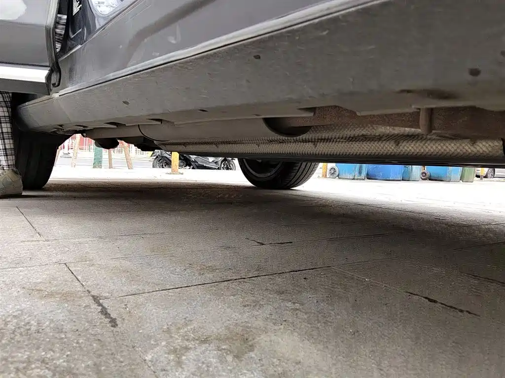 BYD Tang New Energy 2022 DM-p 215KM AWD Flagship фото 18