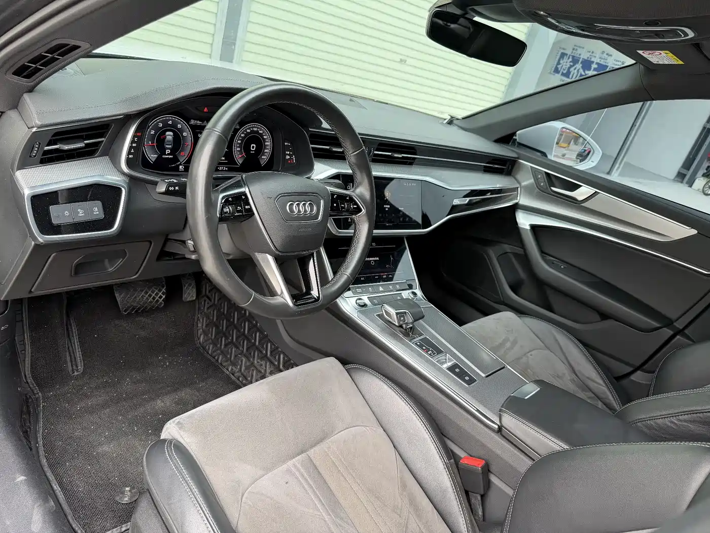 Audi A6L 2022 40 TFSI Luxury Dynamic фото 4