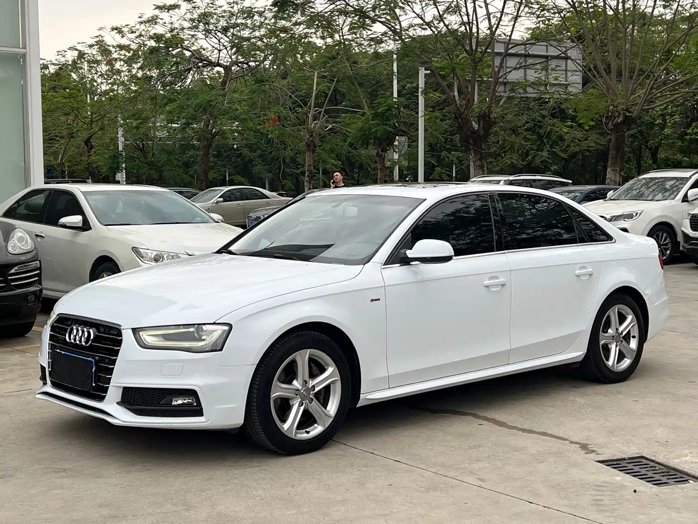 Audi A4L 2015 45 TFSI quattro Individual Sport фото 7