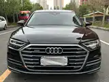 Фото 1 - Audi A8