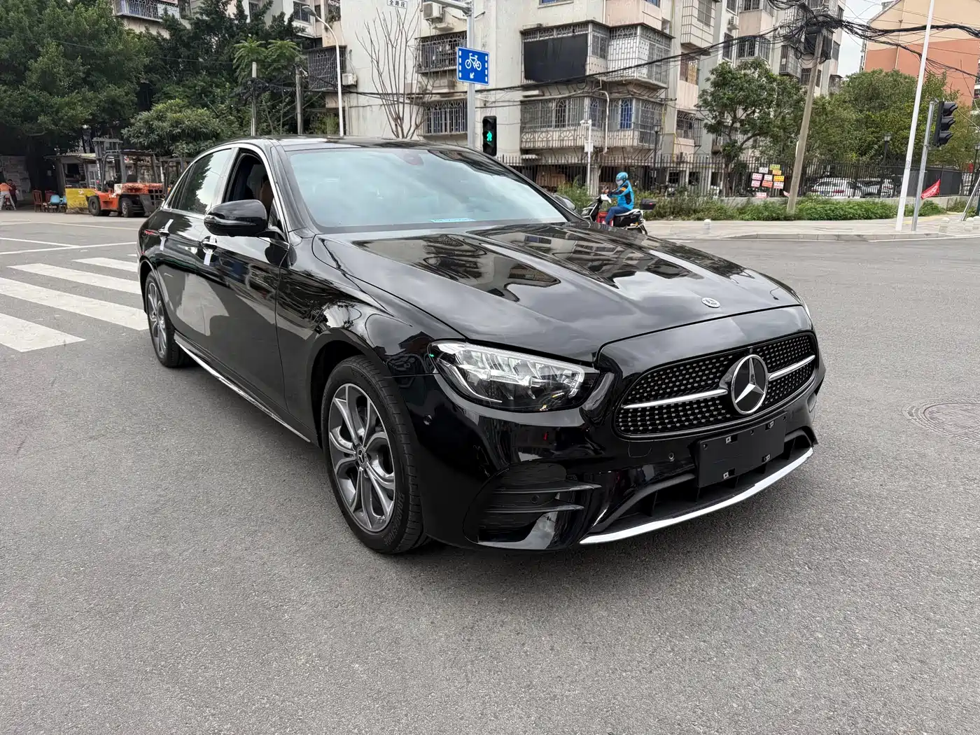  E CLASS