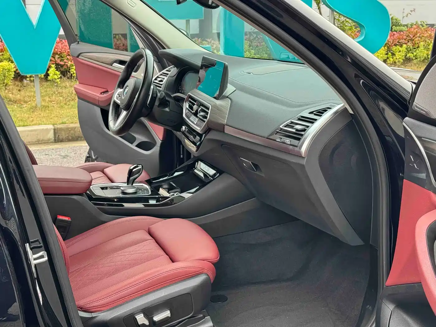 BMW X3 2022 Facelift xDrive30i Leading M Shadow Edition фото 10