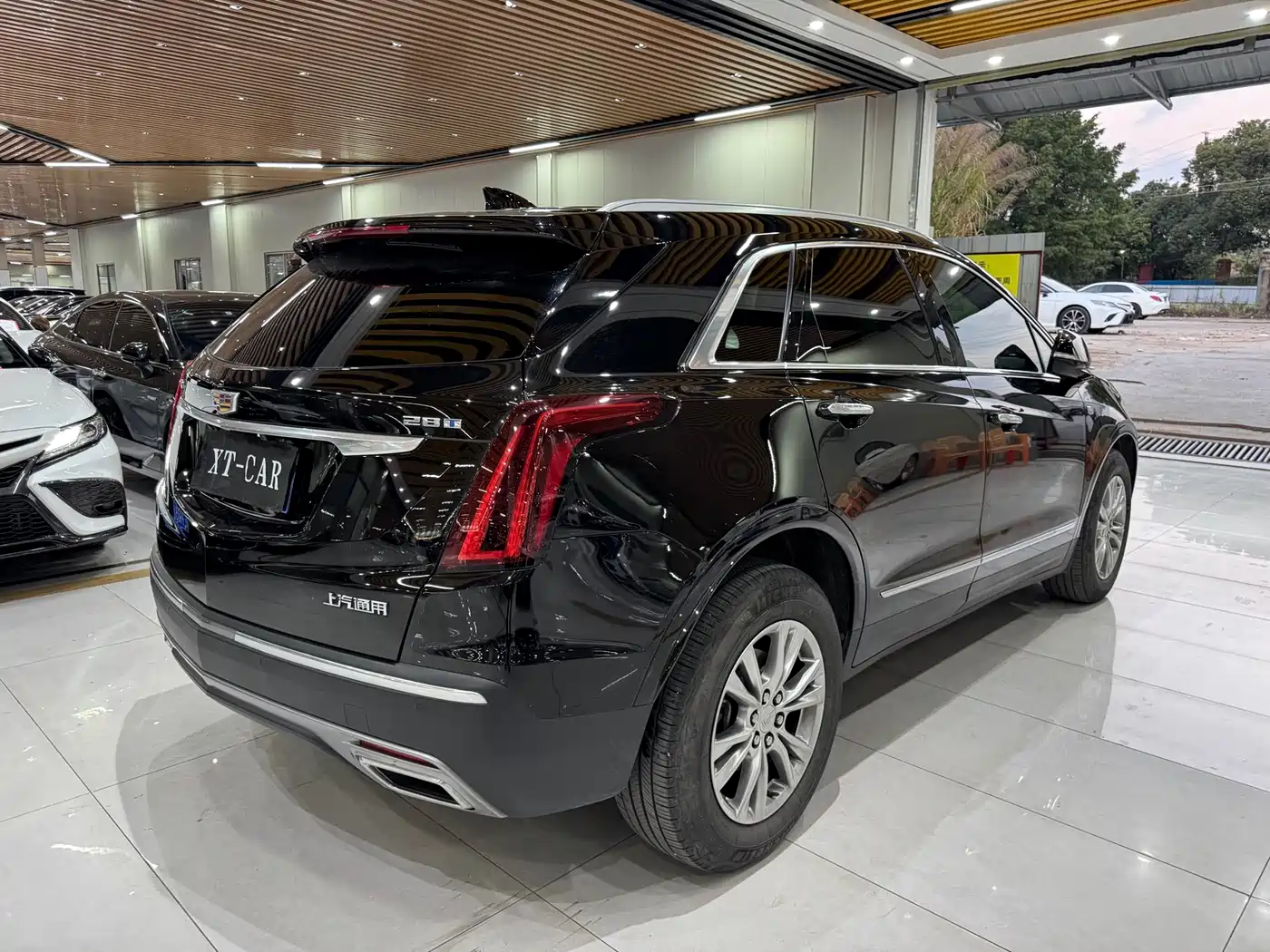 CADILLAC XT5