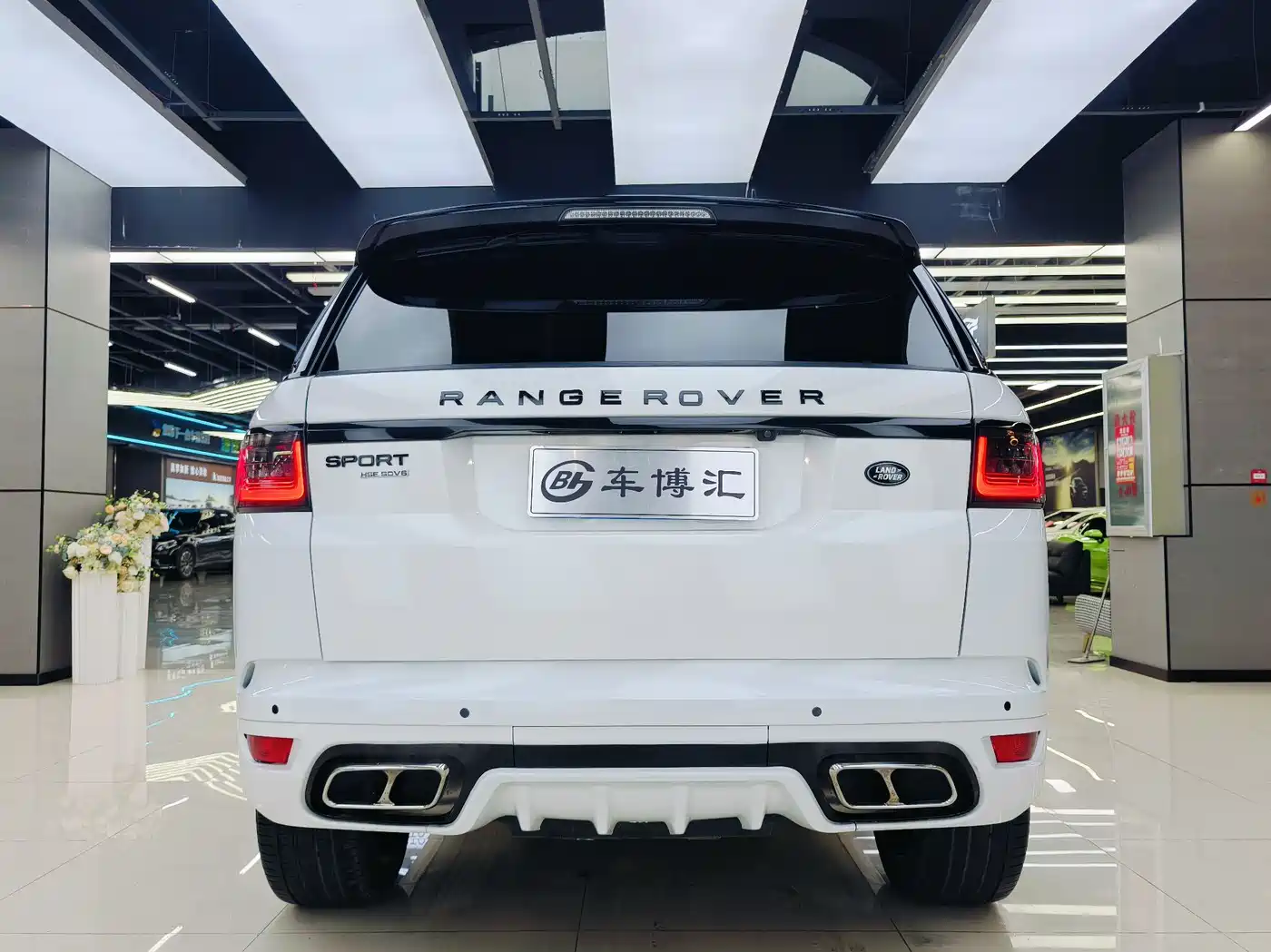 Land Rover Range Rover Sport фото 8