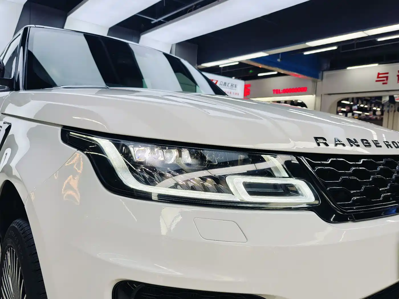 Land Rover Range Rover Sport фото 20