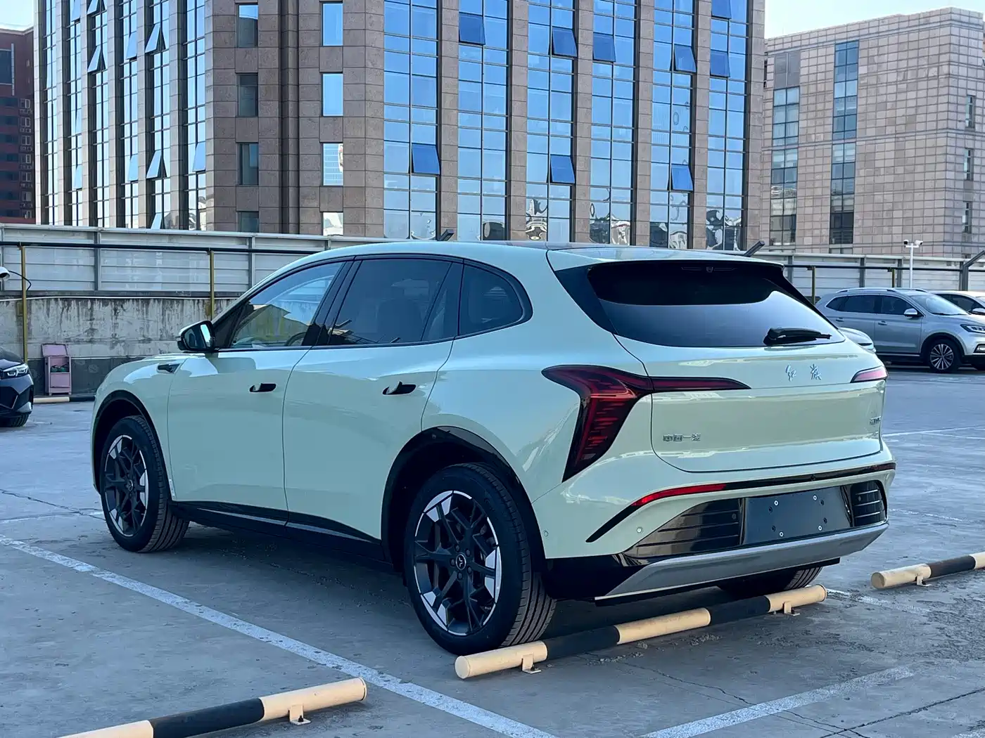 Hongqi HONGQI TIANGONG 06