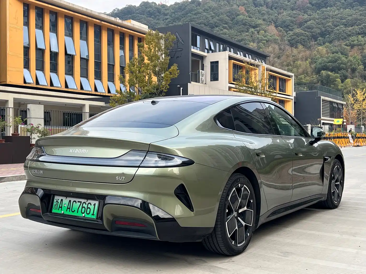 XIAOMI CAR XIAOMI SU7