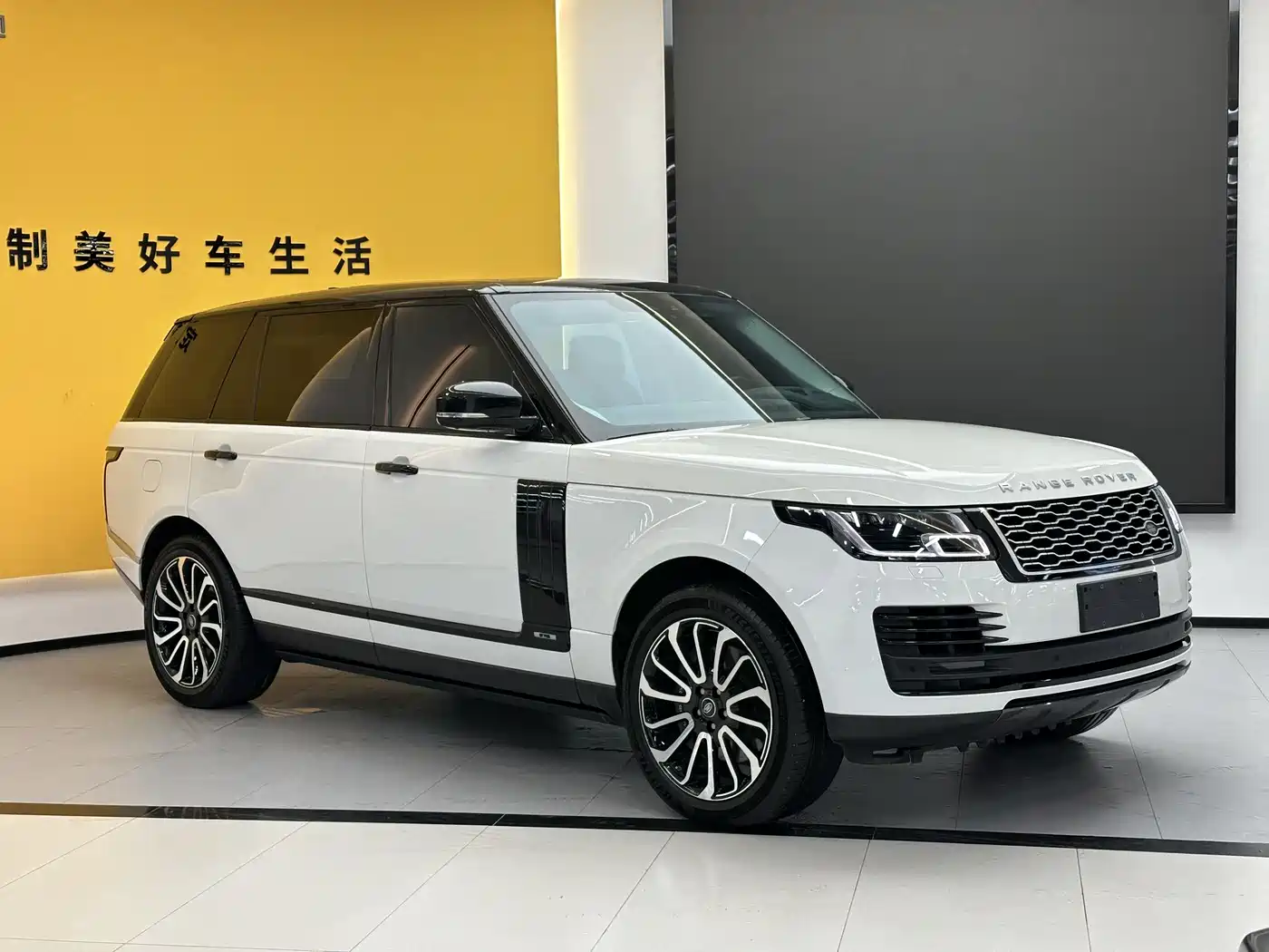 LAND ROVER RANGE ROVER