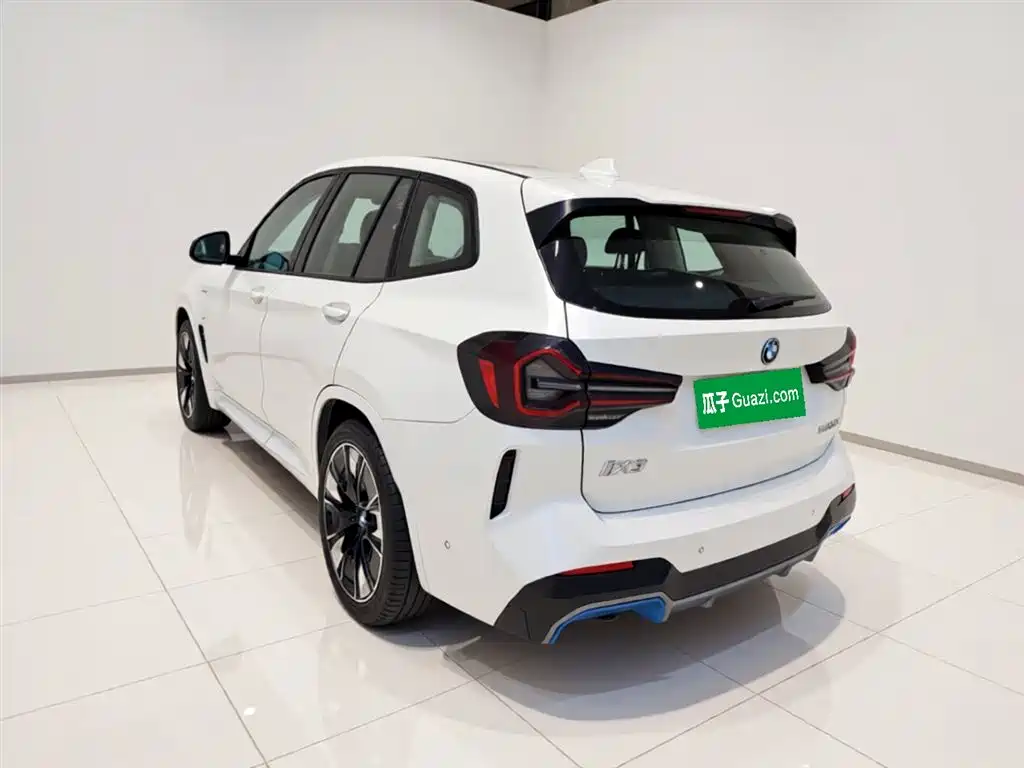 BMW iX3 2022 Innovation Leader фото 9