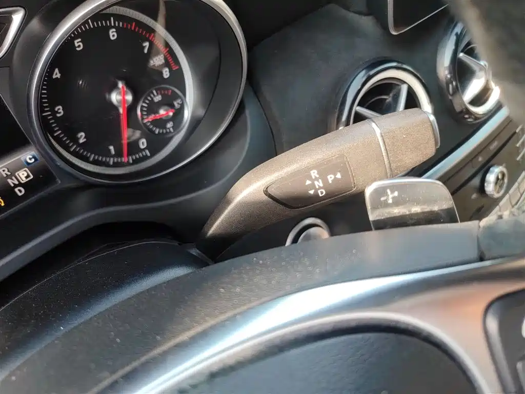Mercedes-Benz GLA 2018 GLA 200 Polar Limited Edition фото 14