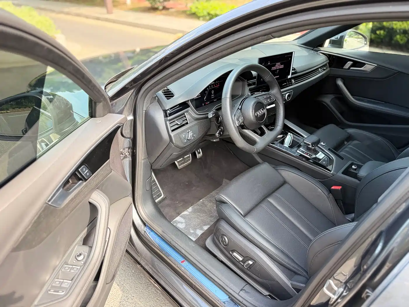 Audi A4L 2024 40 TFSI Luxury Dynamic фото 8