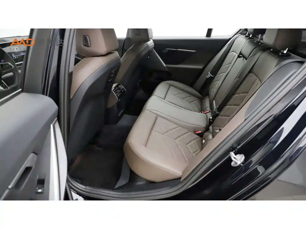 BMW 5 Series (Import) 2024 Model 525i M Sport Package фото 7