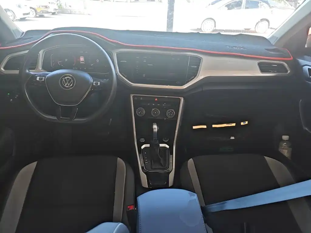 Volkswagen T-Roc, миниатюра 10
