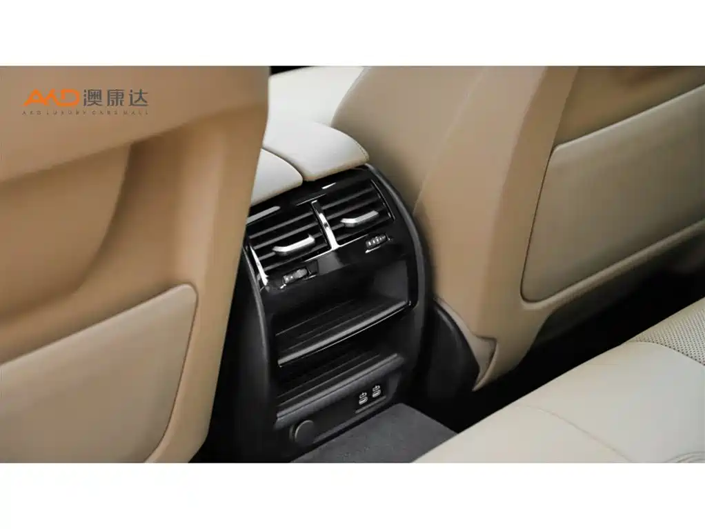 BMW 5 Series (Import) 2022 525i M Sport Package фото 9