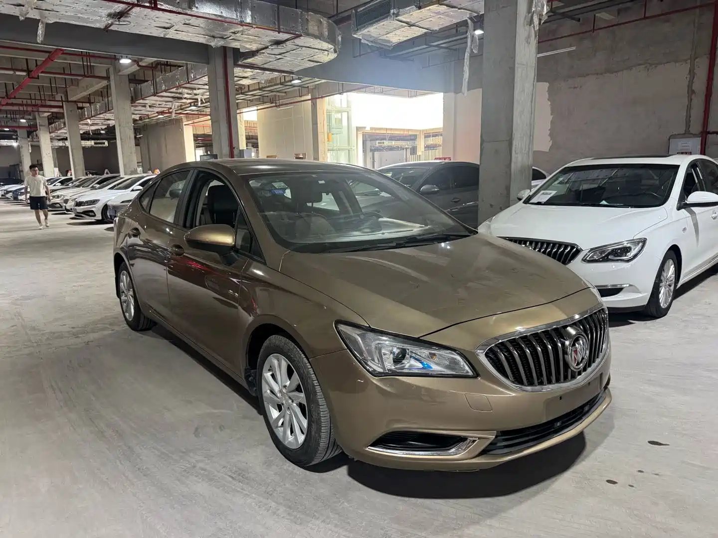 Фото 2 - Buick Verano