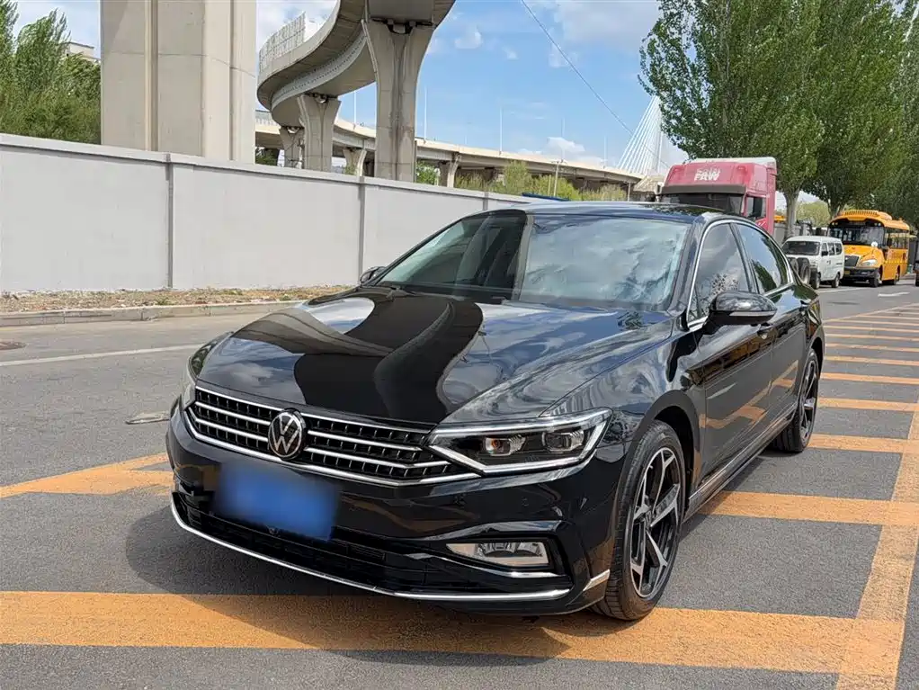 Volkswagen Magotan 2025 Facelift II Public Edition 330TSI DSG Luxury фото 6