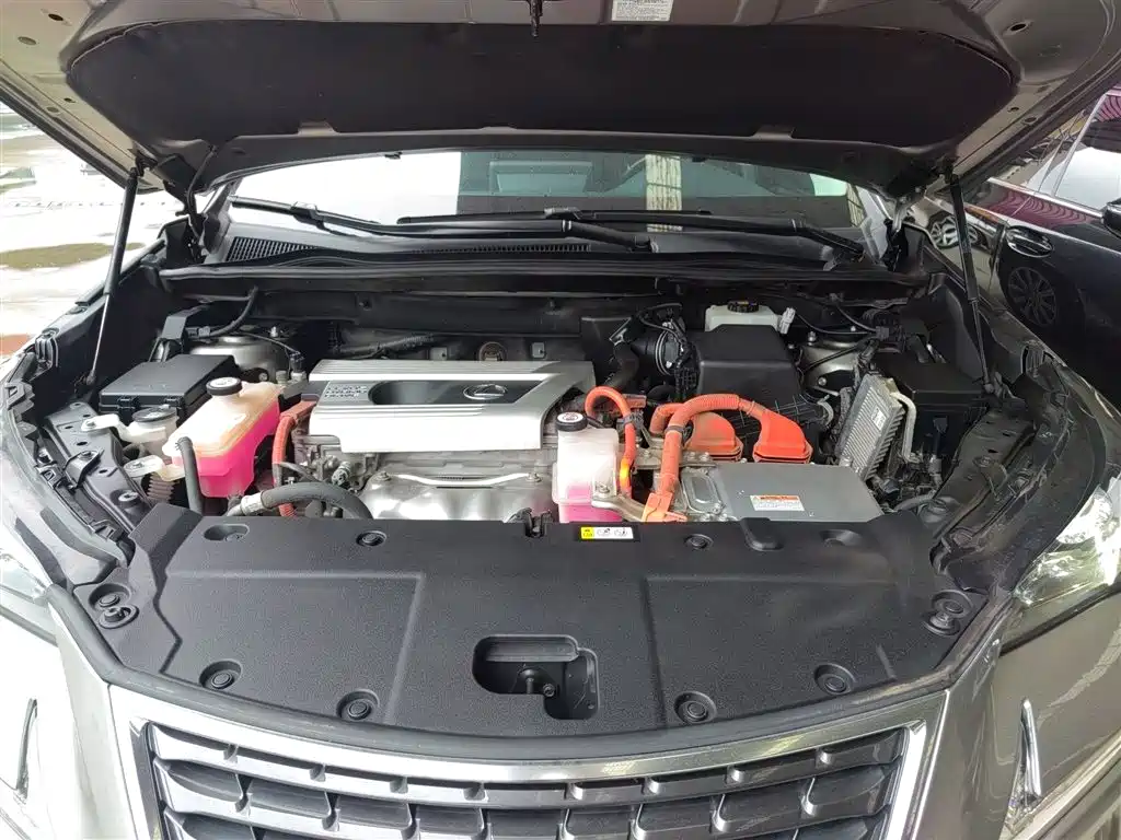 Lexus NX 2020 300h FWD F Sport China VI фото 11