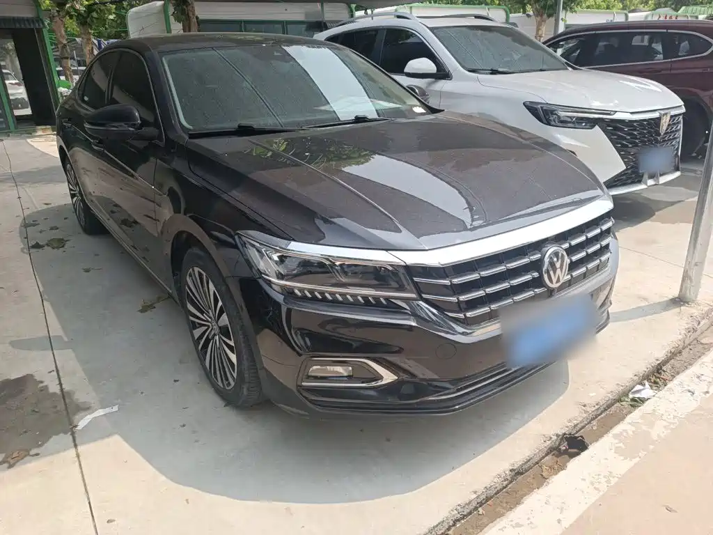 Photo 5 - Volkswagen Passat