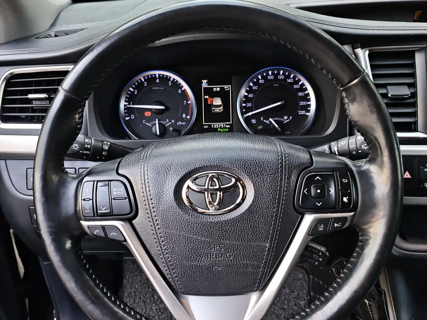 Toyota Highlander 2018 2.0T 4WD Ultimate 7-seater (China V) фото 8