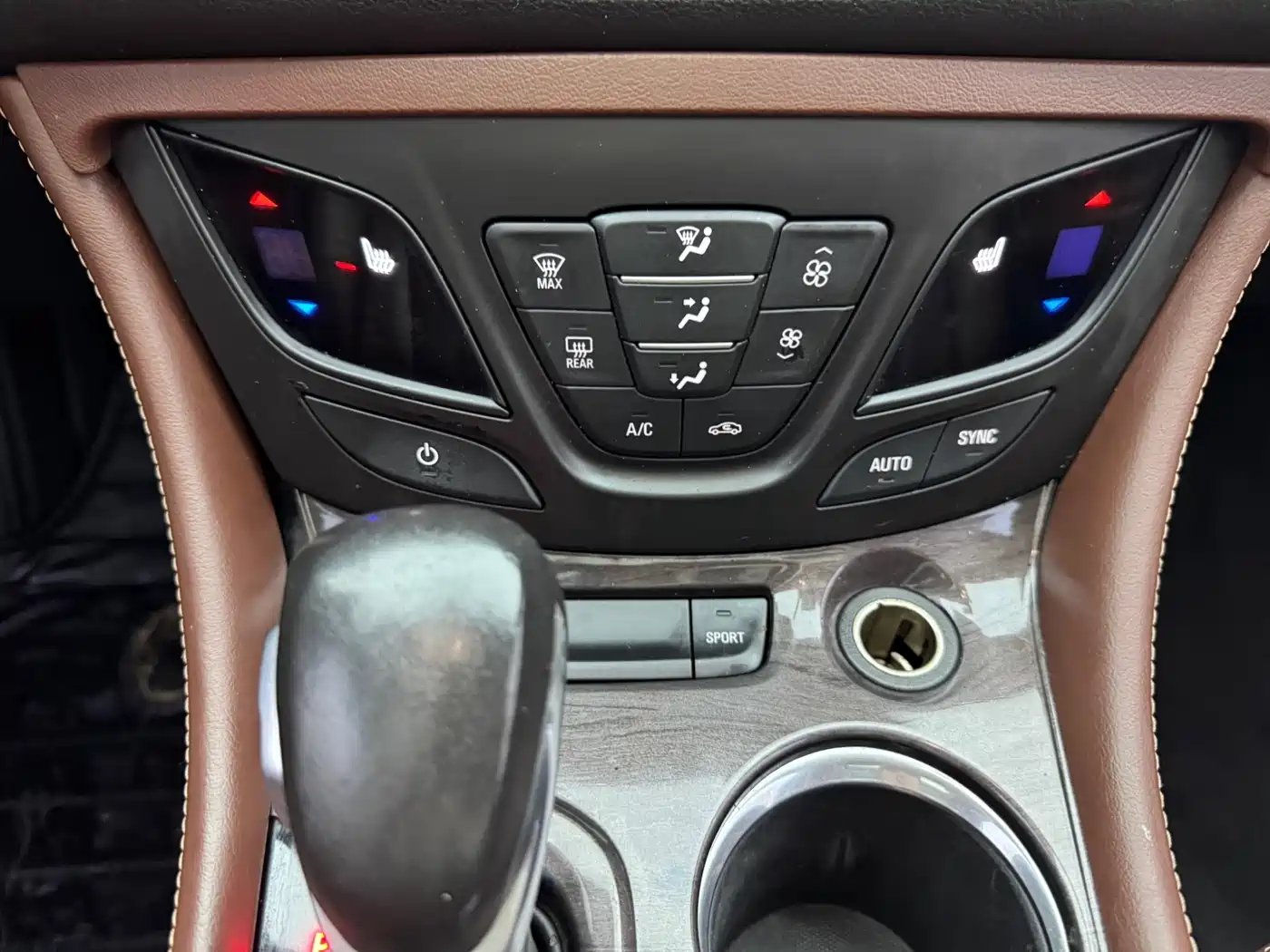 Buick Envision Plus 2018 28T 4WD Luxury фото 12