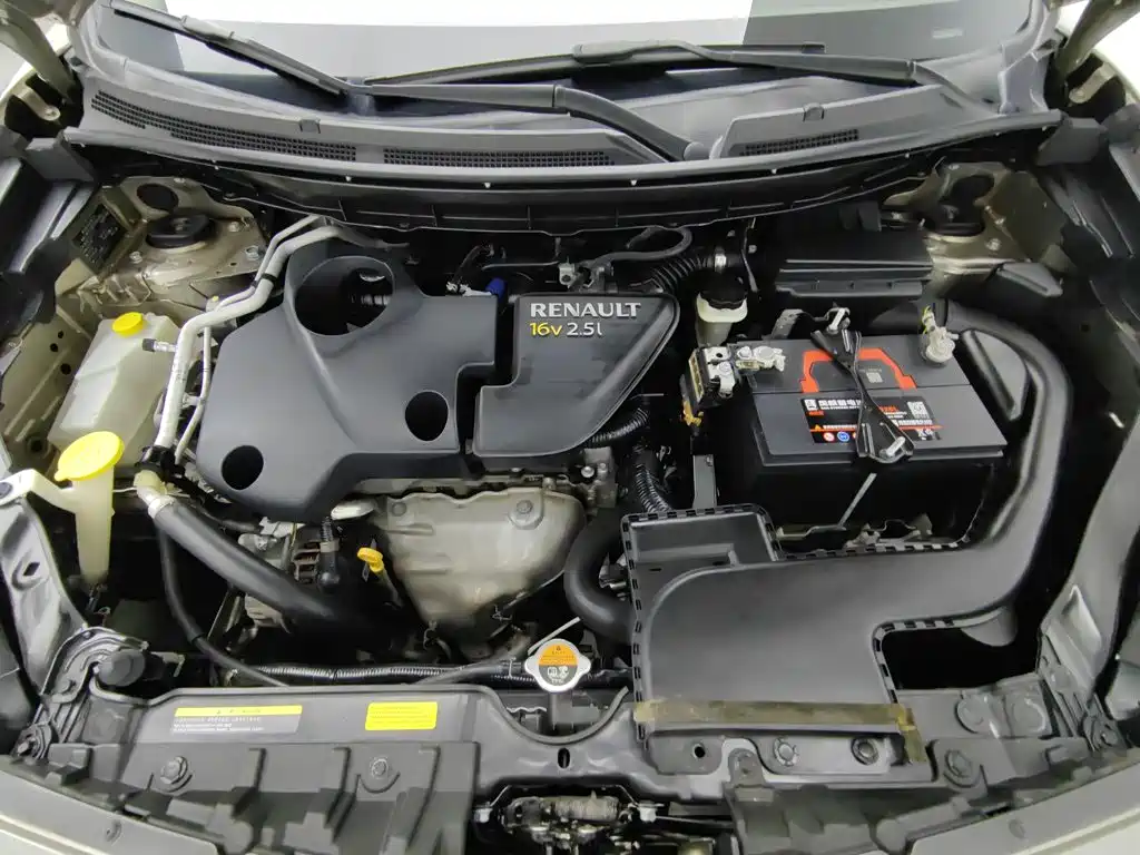 Renault Koleos (Import) 2014 2014 2.5L 4WD Comfort Edition