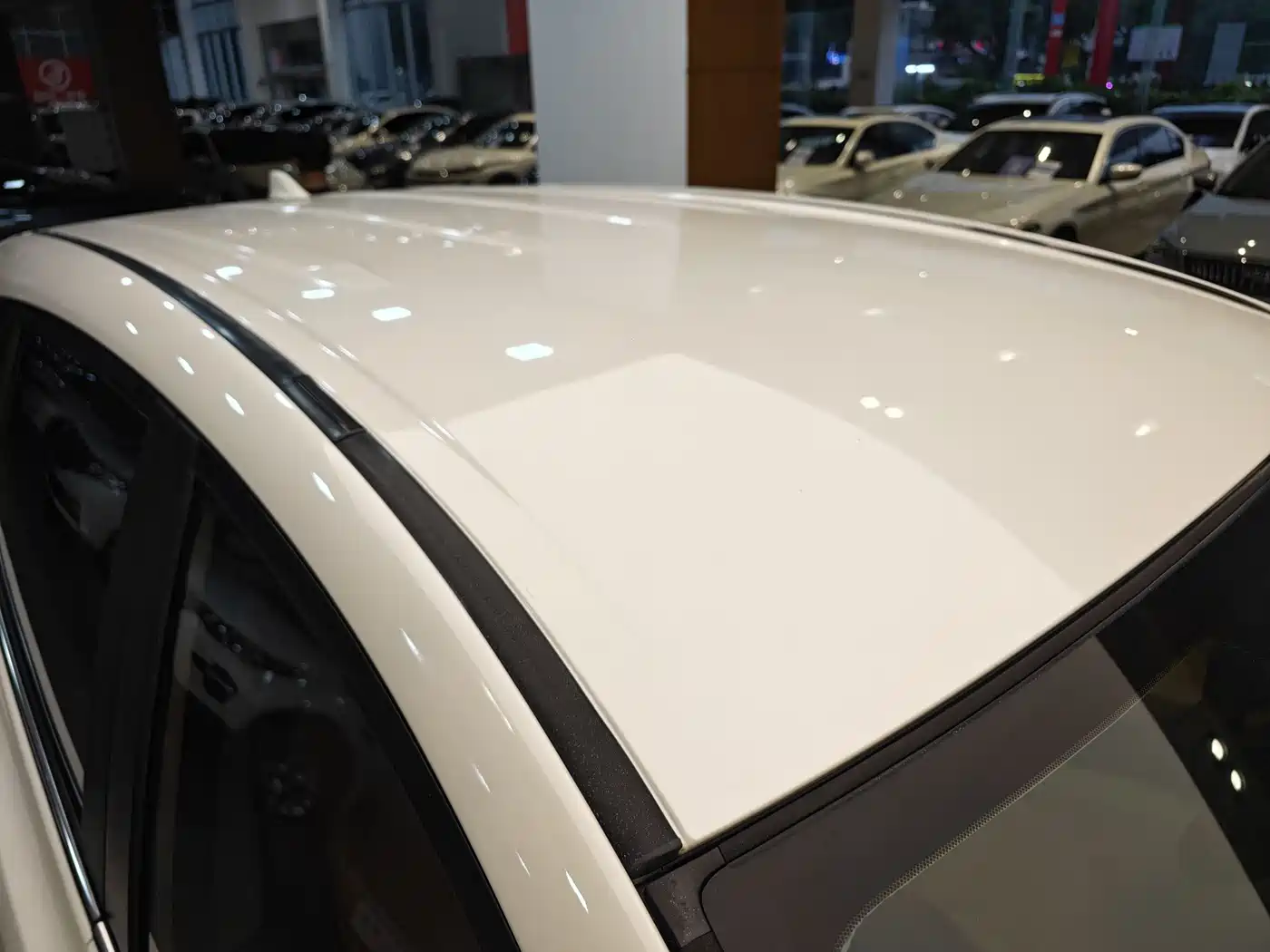 Toyota RAV4 Rongfang 2016 2.0L CVT 2WD Urban (China V) фото 32