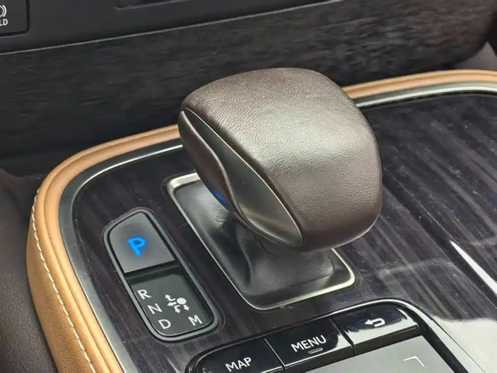 Lexus LS 2020 500h Excellence (China V) фото 7