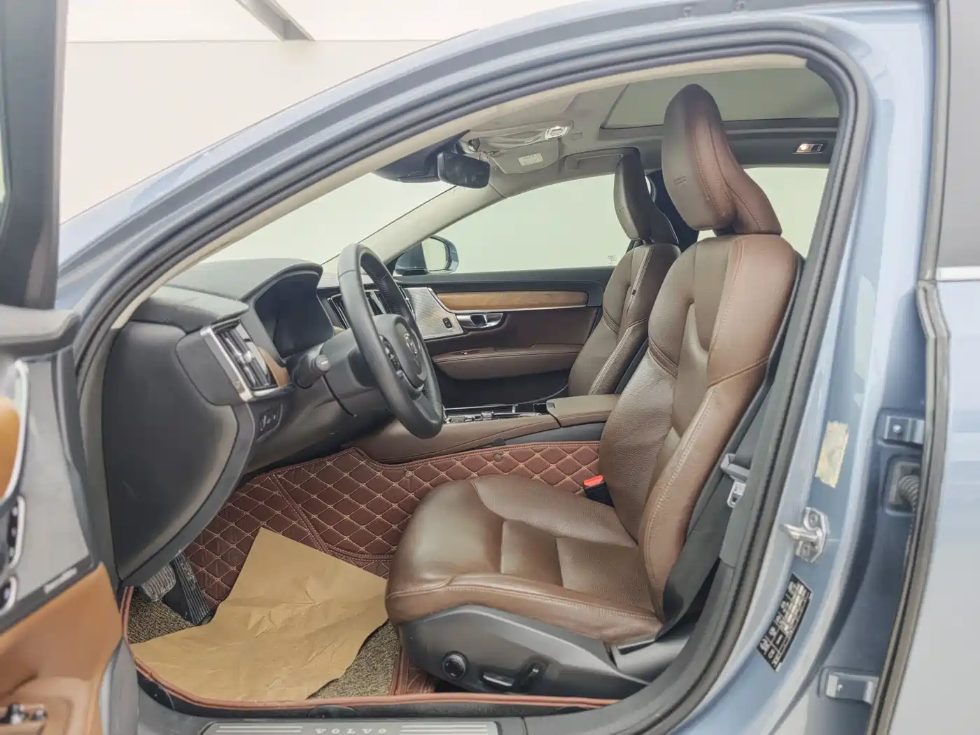 VOLVO S90 PLUG IN HYBRID