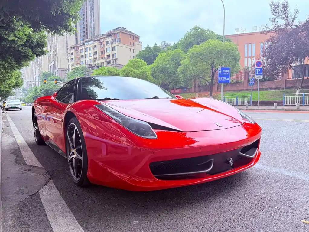 Ferrari 458 2013 2011 4.5L Italia