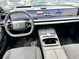 Photo 7 - Geely Galaxy Galaxy E8