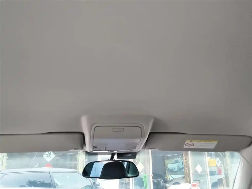 Volkswagen Tiguan 2015 1.8TSI Automatic 2WD Trendline фото 14