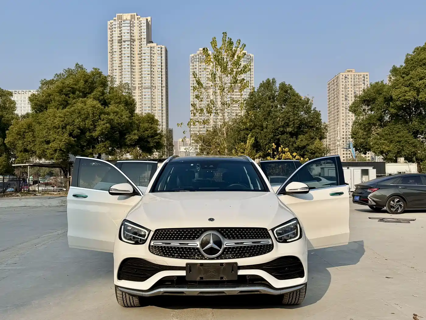 Mercedes-Benz GLC 2021 GLC 300 L 4MATIC Sporty фото 3