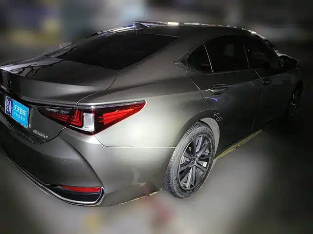 Lexus ES 2020 200 Luxury — фото 2