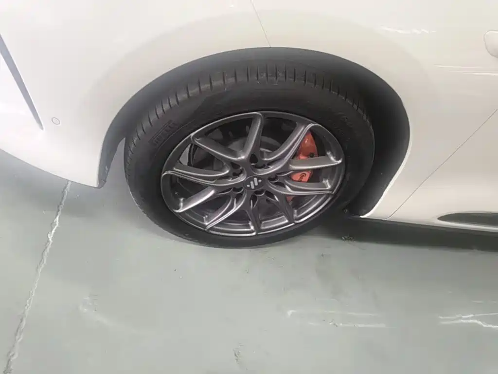 IM Motors IM LS6 2024 2023 Max Ultra Performance Edition