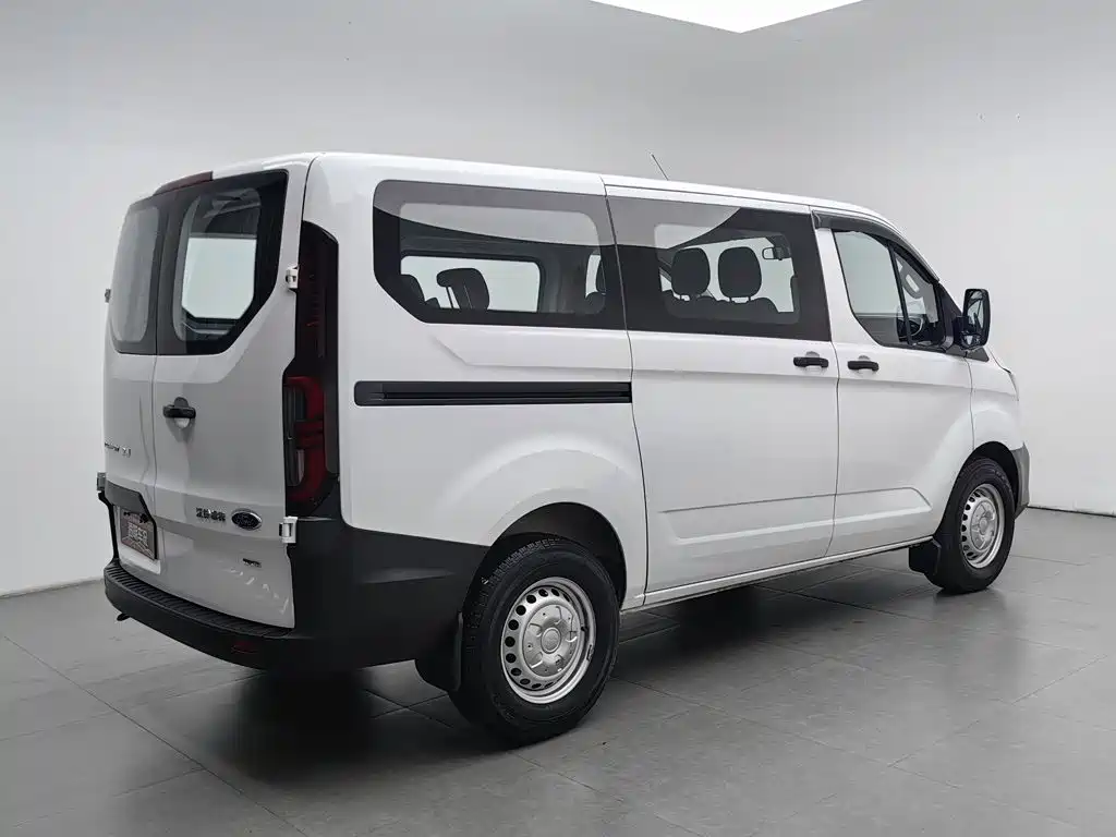 Ford Transit 2023 2023 Model 2.0T Diesel Manual Multi-Purpose Commercial Vehicle Short Wheelbase Low Roof 5/6-Seater
