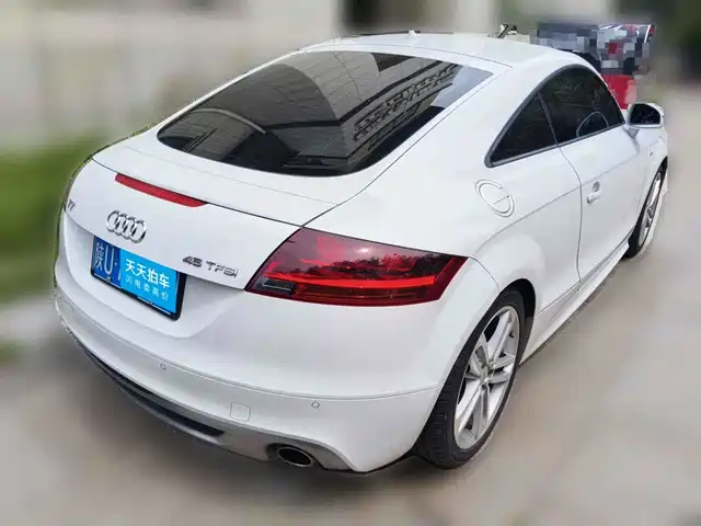 Audi TT 2013 TT Coupe 45 TFSI — фото 2