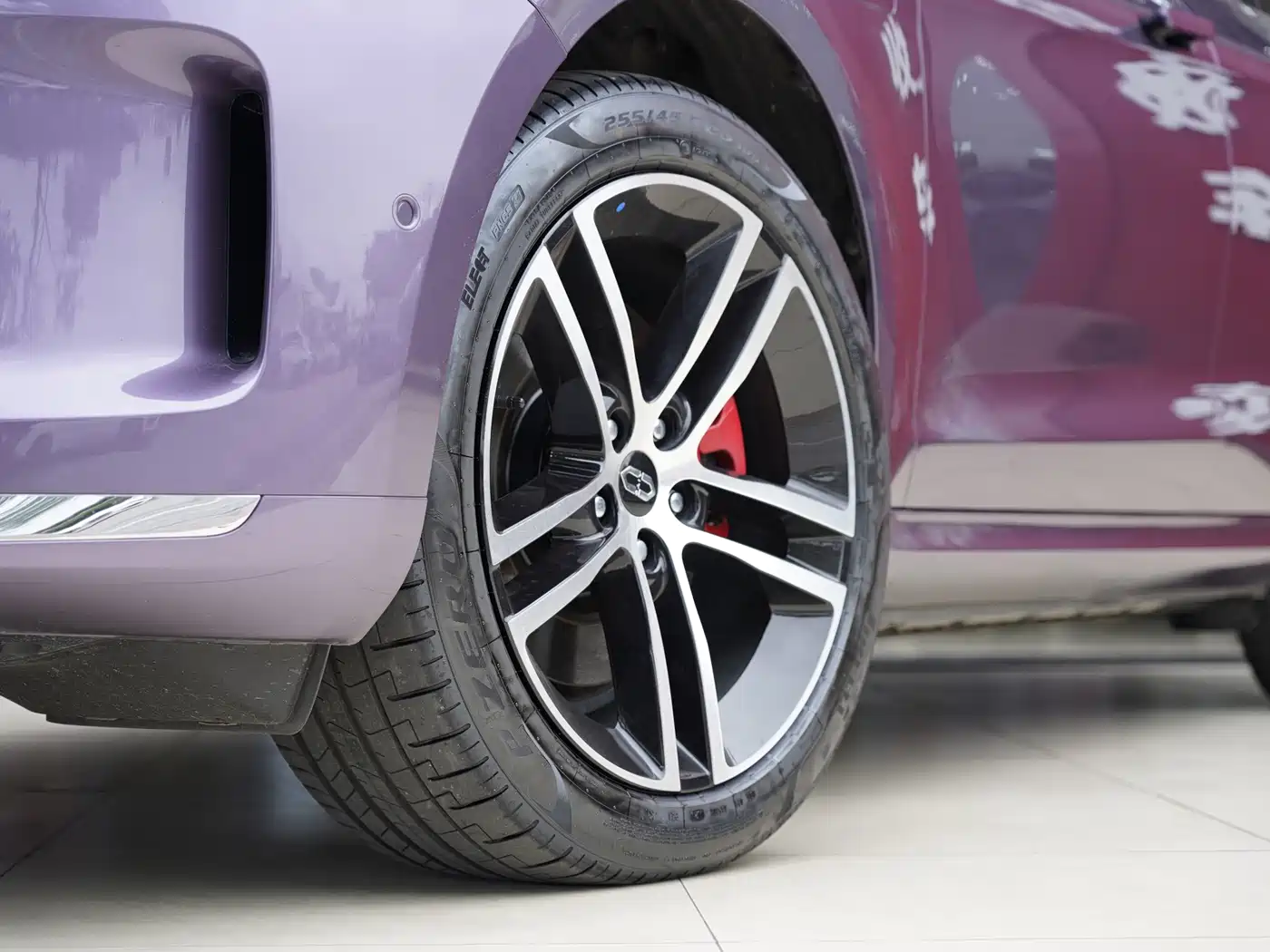 AITO Wenjie AITO M5 2025 Extended Range Ultra AWD фото 16